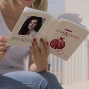 Libro de Poemas Pomegranate Stains